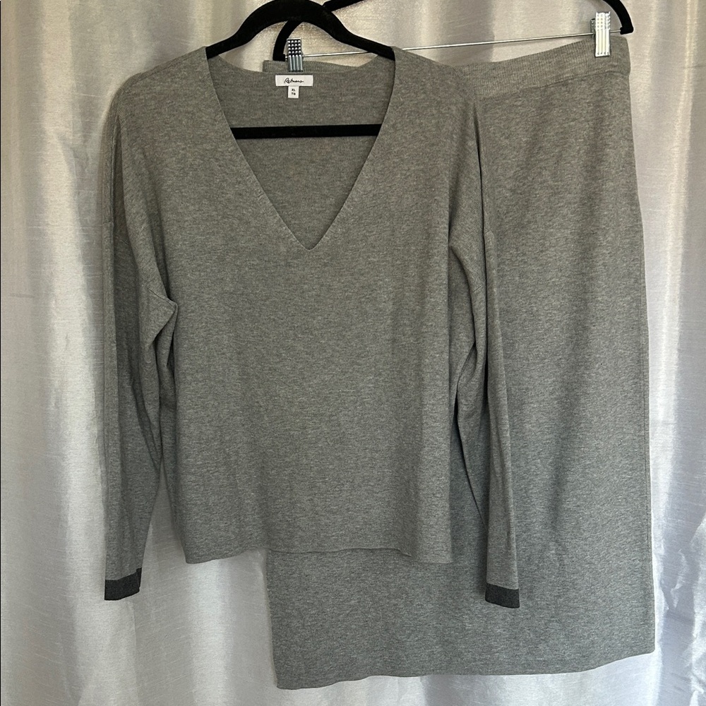 Reitmans Grey V-Neck Sweater and Skirt Set